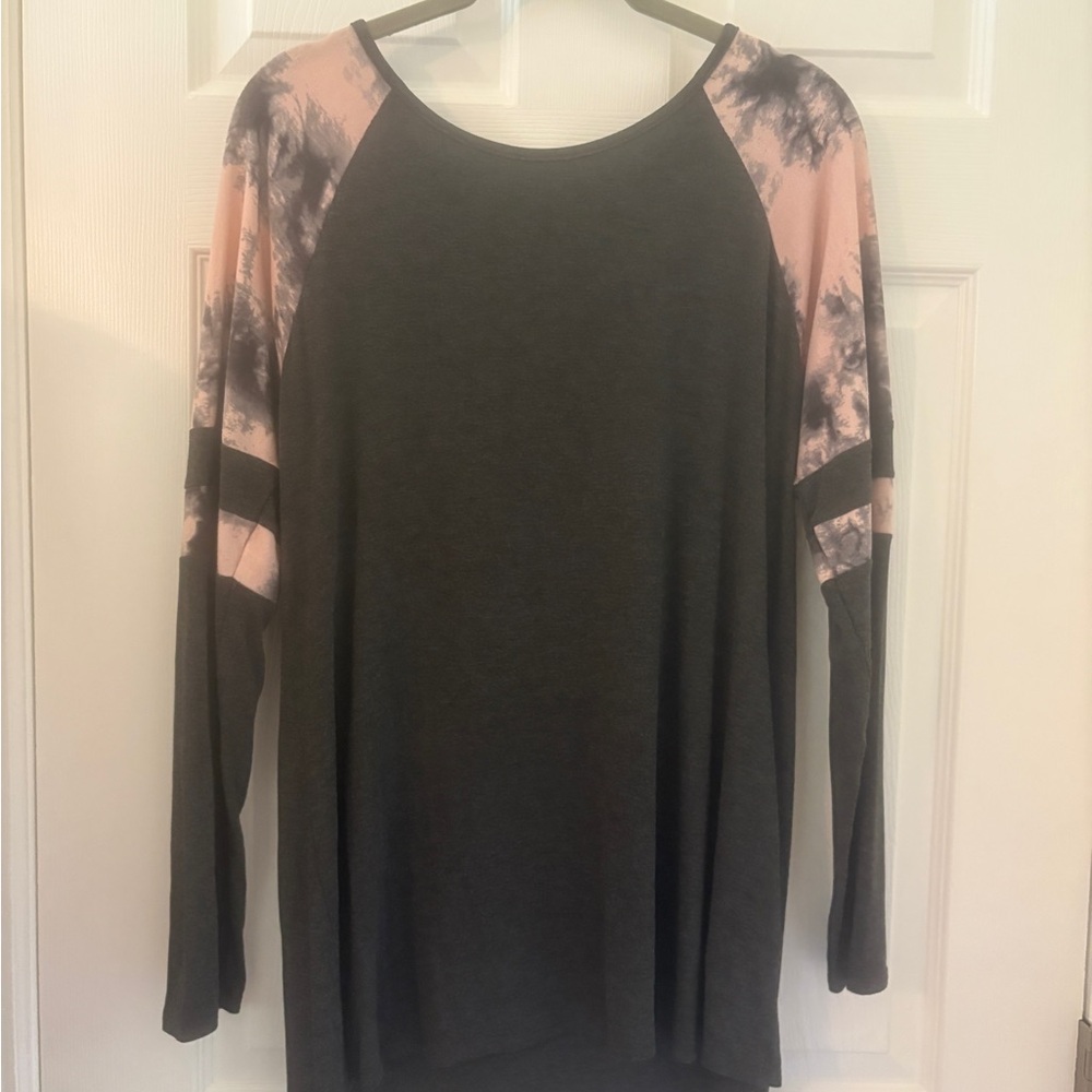 EUC, Heimish, Women's Gray and Pink Tie-Dye Long Sleeve T shirt M